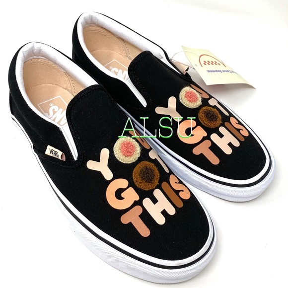 🎁 Santa Class Deal 🎁 VANS Classic Slip On Breast Cancer Canvas Black Women's - Picture 3 of 11